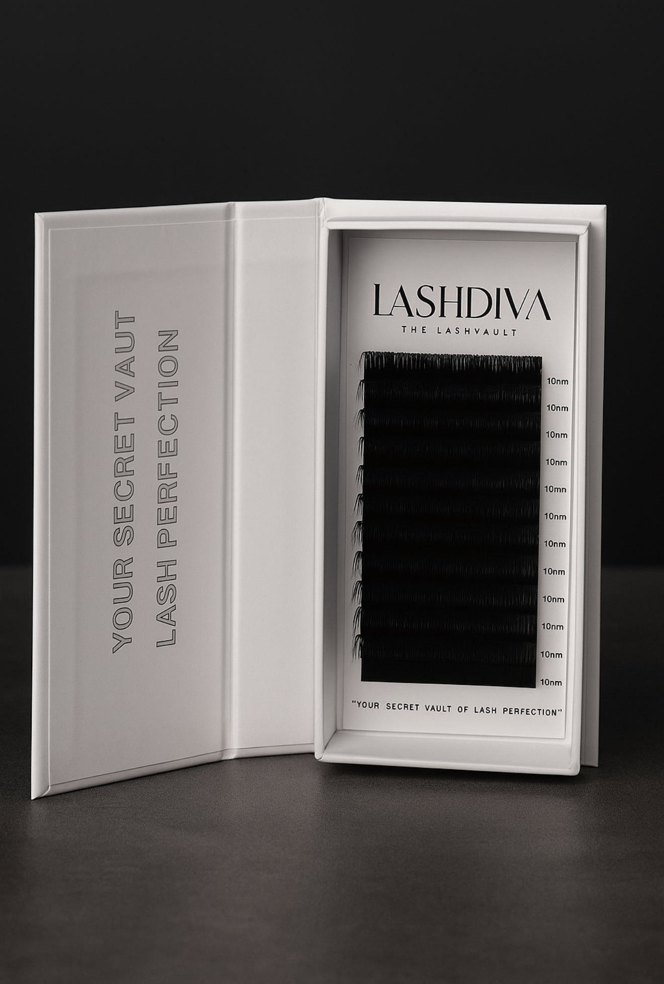 The Diva Vault Lash Trays